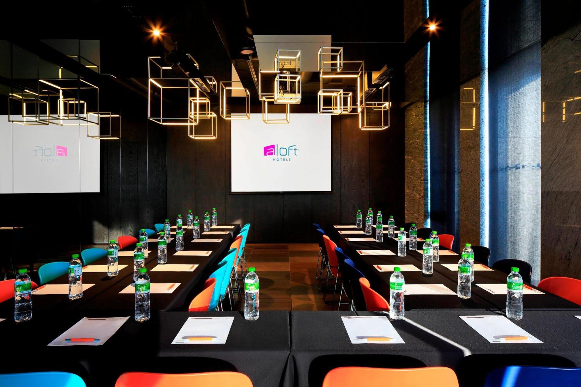 Aloft Taipei Zhongshan Exterior photo