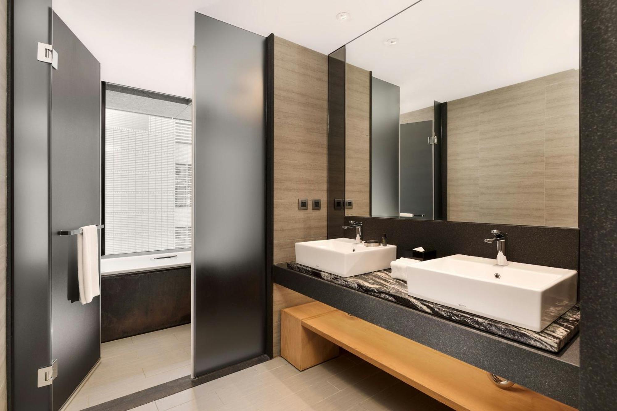 Aloft Taipei Zhongshan Exterior photo