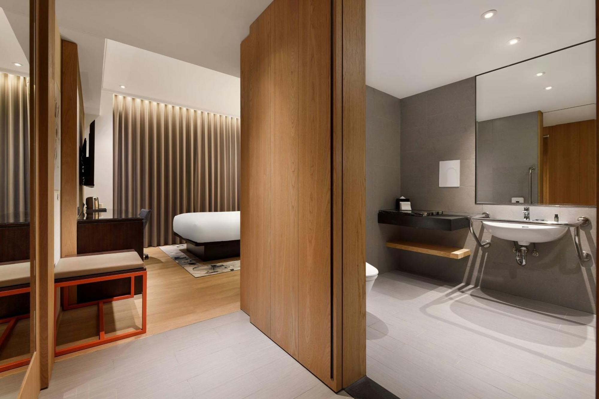 Aloft Taipei Zhongshan Exterior photo